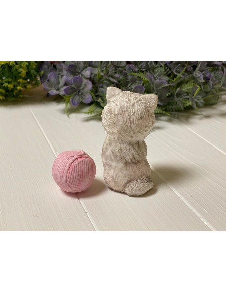 Silicone mold Sitting kitten (WITHOUT BALL OF YARN)