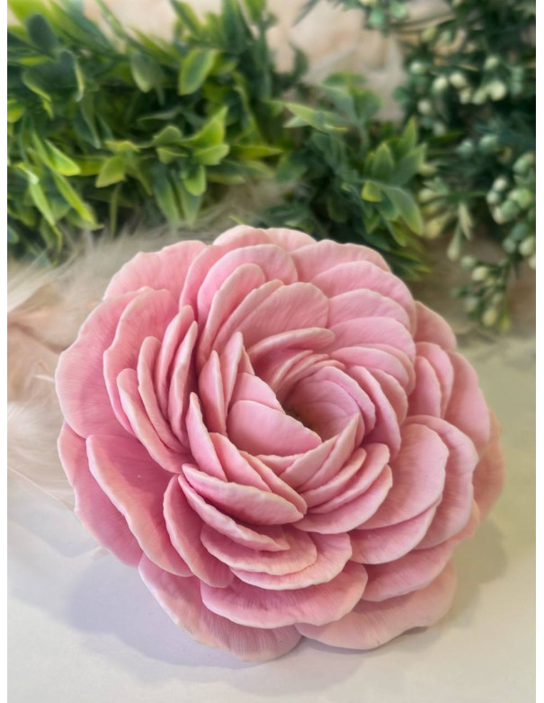 Ranunculus Petal Dream Silicone Mold – Buttercup 90 mm